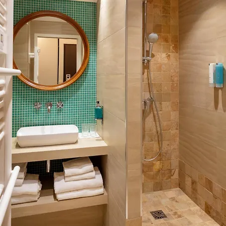 ホテル Les Medes ポルクロール